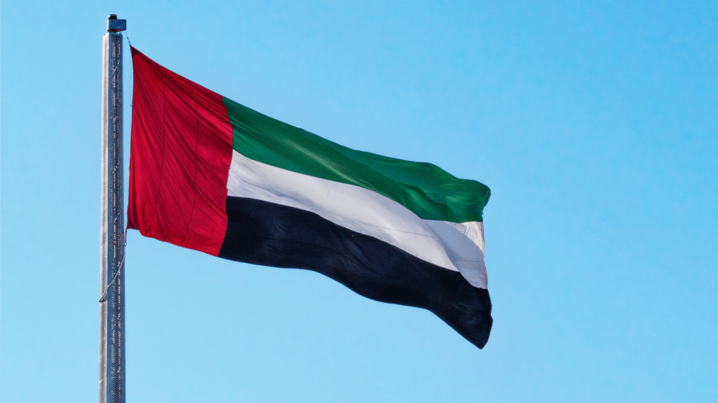 Les Émirats arabes unis suspendent les visas touristiques et de travail pour neuf pays